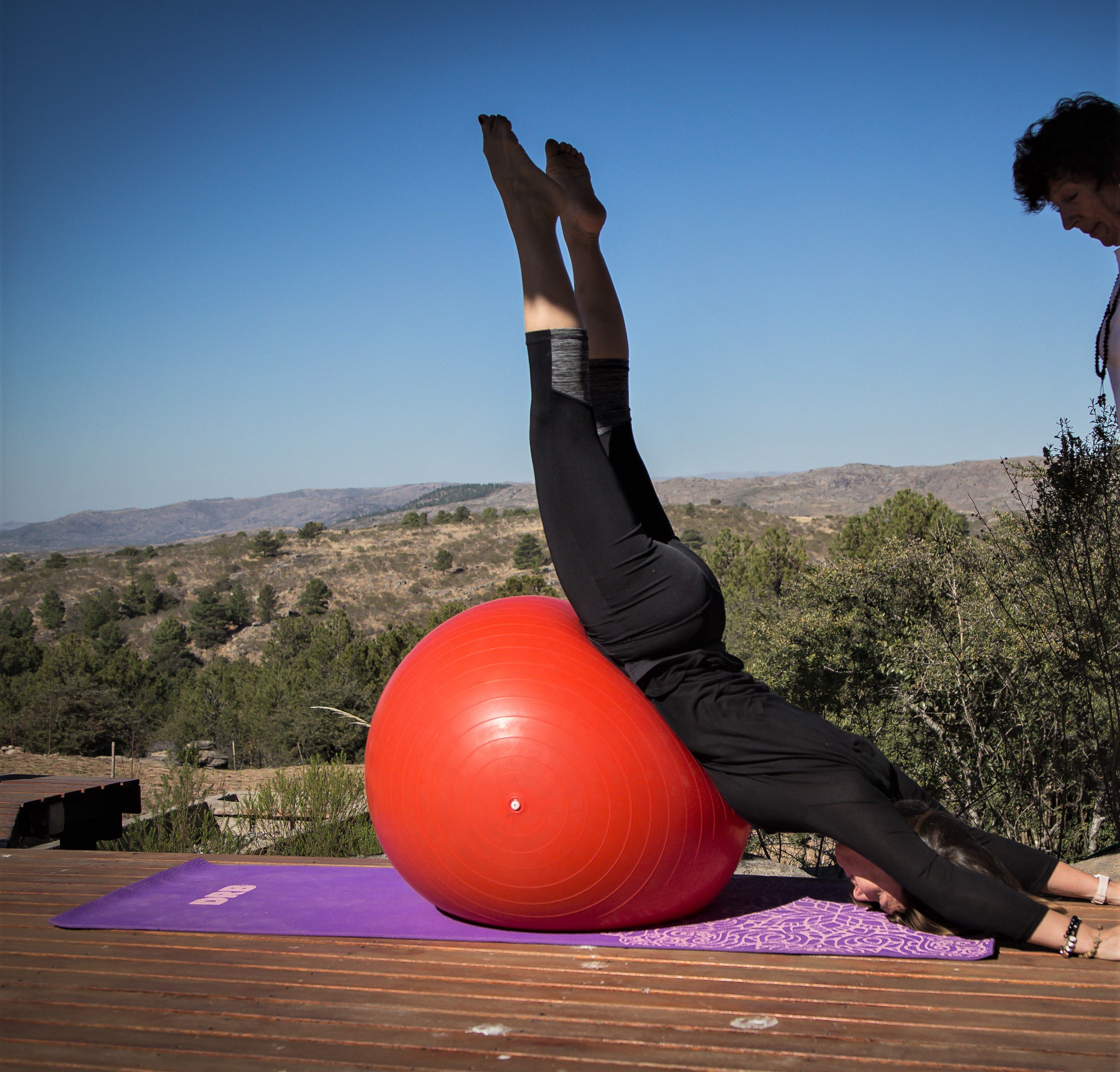 CLASES DE ESFERO YOGA 